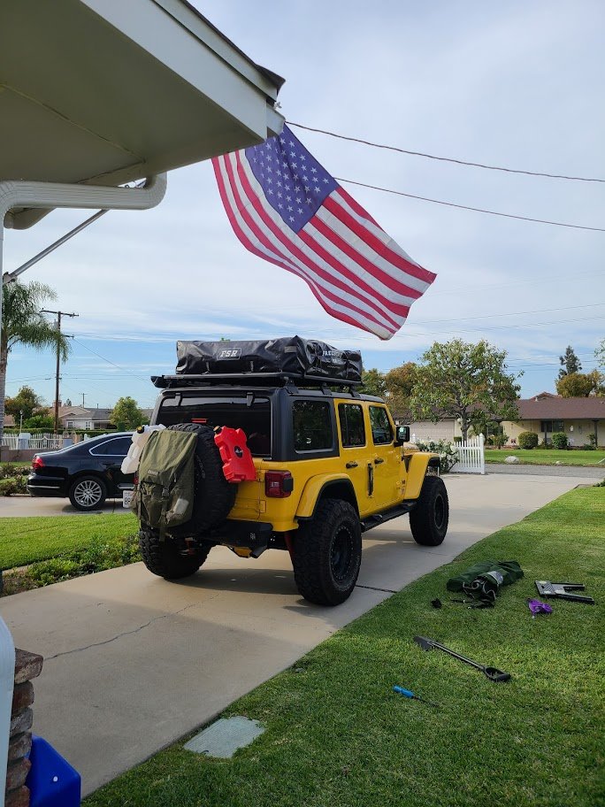 Jeep JLU.jpg