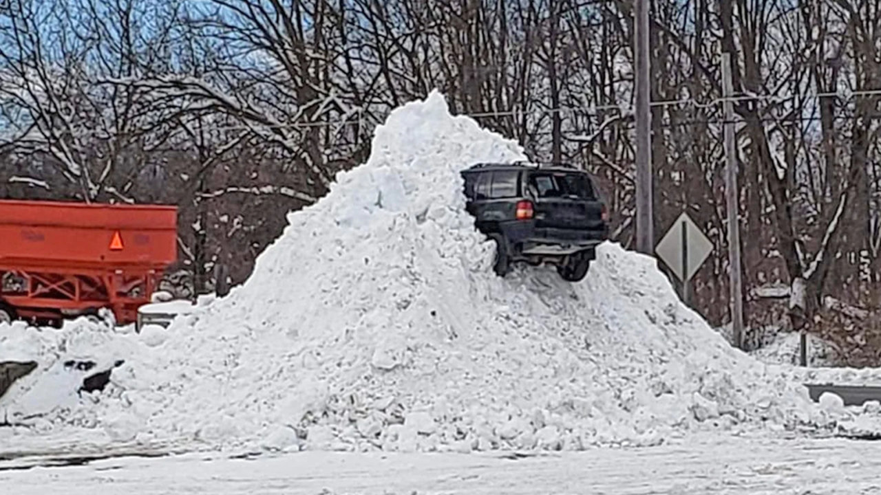 Jeep-no-text.jpg