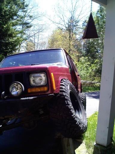 jeepflexing2_c20409d69f3b3e4ef8c9c14643e9ef93488c1527.jpg