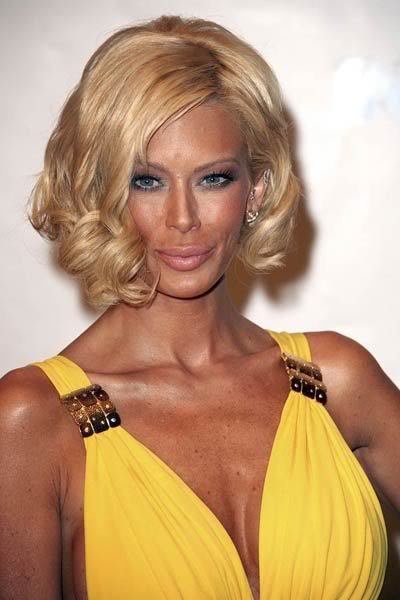 jenna-jameson-oscar-gala-01-thumb_6ebb0bc178f774899692c237bac587d34702a052.jpg