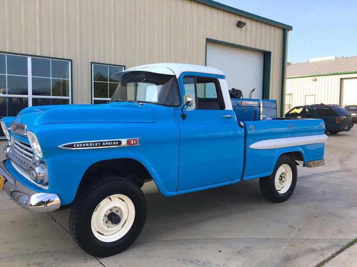 jesse-james-1959-napco-chevy-off-road-action-06-700x525.jpg