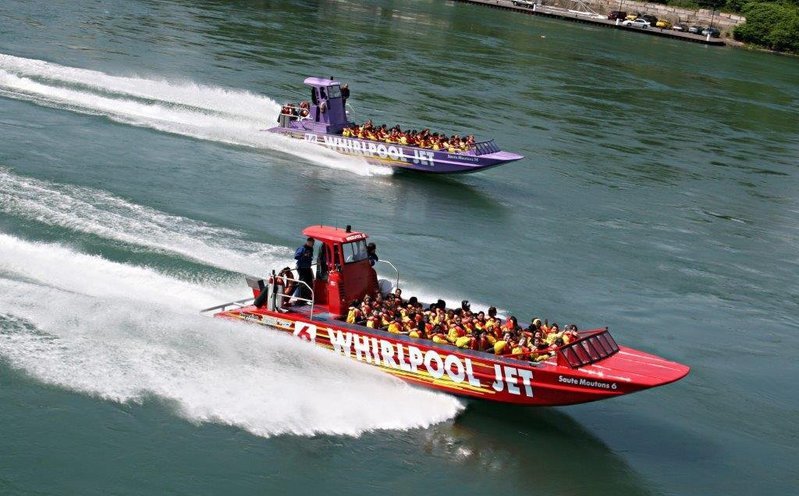 JetBoatRace.jpg