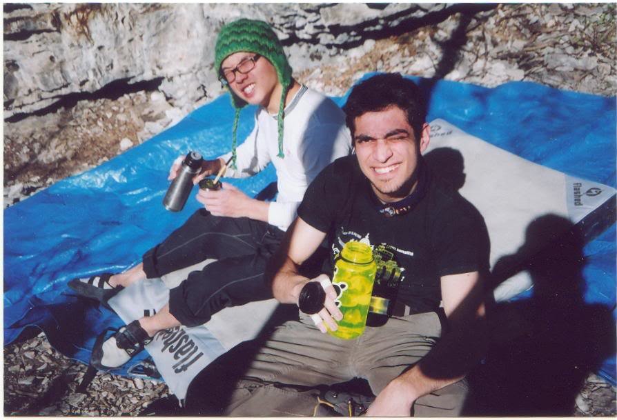 jon_serg_sitting_5543595710e7e5b832cbf1b8e1711ec249c18e85.jpg