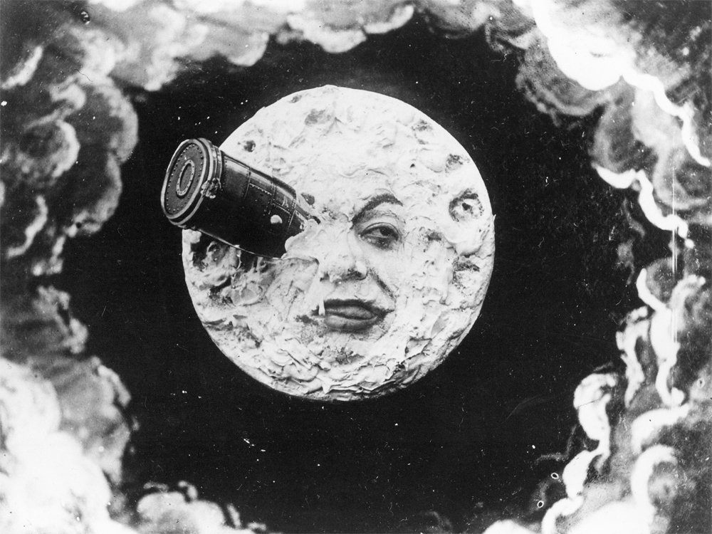 journey-to-the-moon-1902-002-moon-with-rocket-in-its-eye-1000x750.jpg