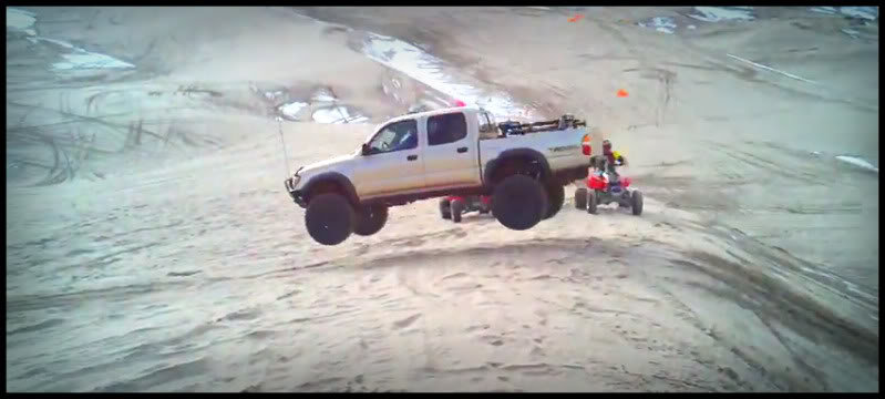 jump_fb0af92c19c3f592d9bc19c98254cf0ff0a4c3ff.jpg