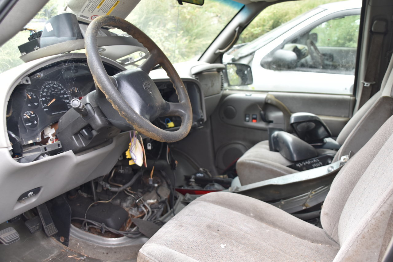 Junkyarding 083.jpg