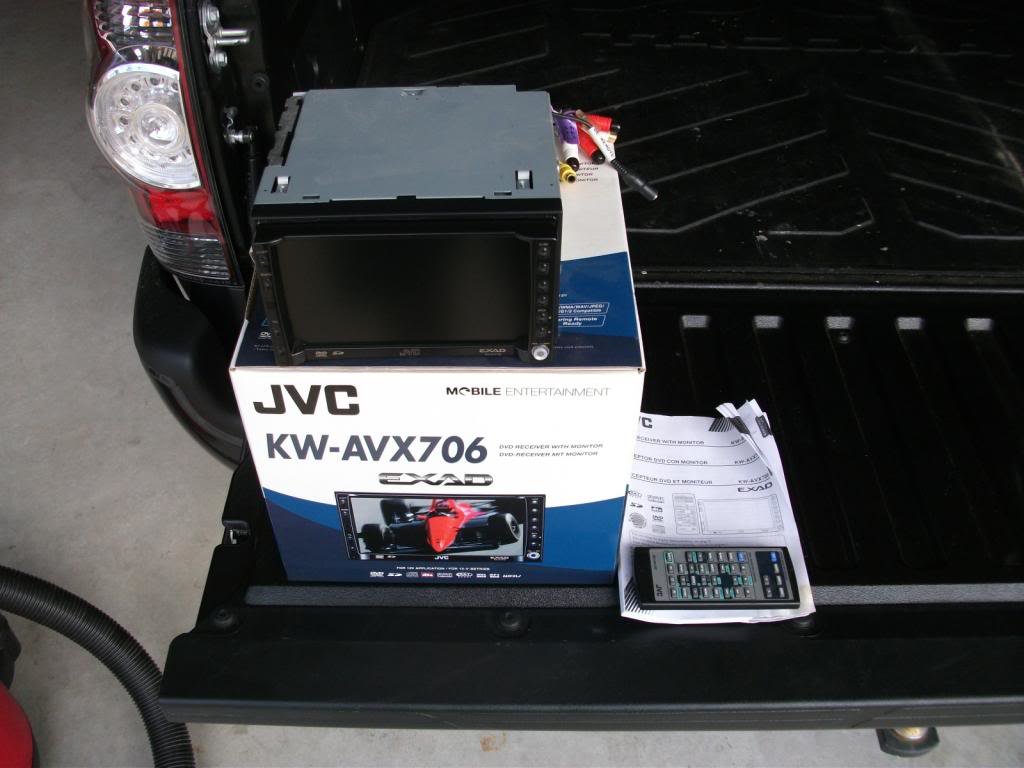 jvc706_1_5a92f0ebc7f1b0d75976888098f952be8b1c902f.jpg