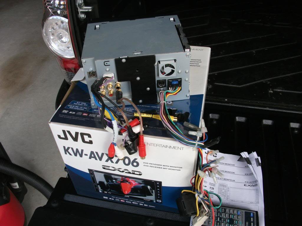 jvc706_2_289b244b478f5ba25b29d1c6d36ac205cef306d0.jpg