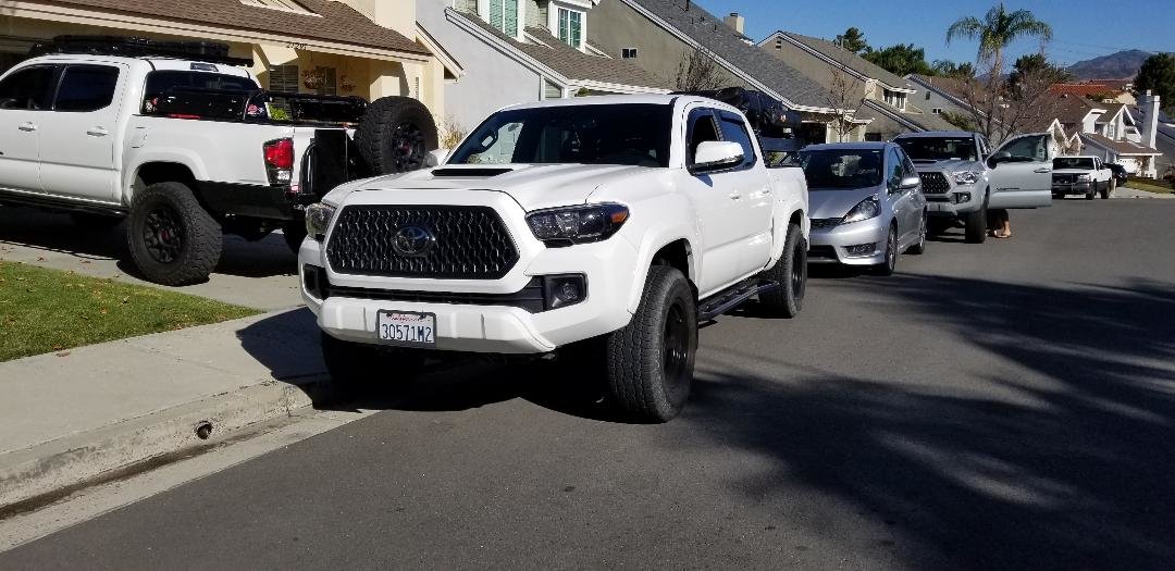 K&DTRUCK1.jpg
