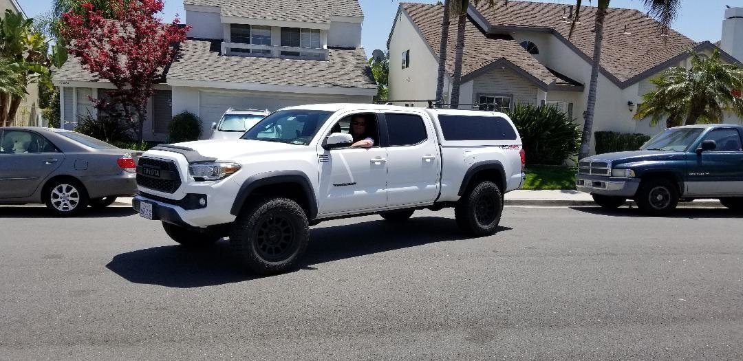 K&DTRUCKS68.jpg