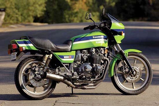 Kawasaki-KZ1000R-03-parked-jpg.jpg
