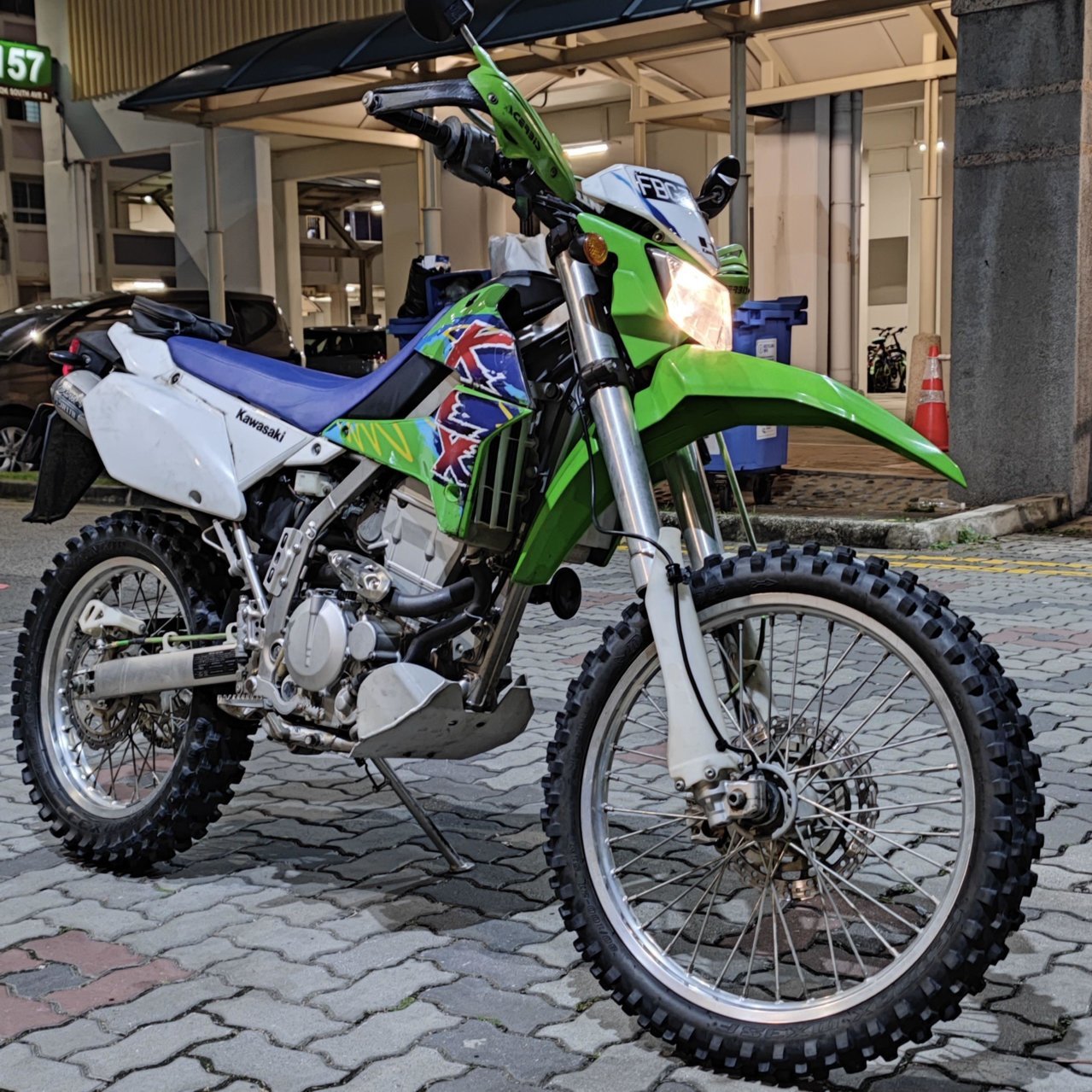 kawasaki_klx250_klx250s_1623768085_d83bfefb_progressive.jpg