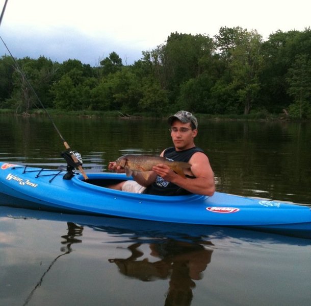 kayak carp.jpg
