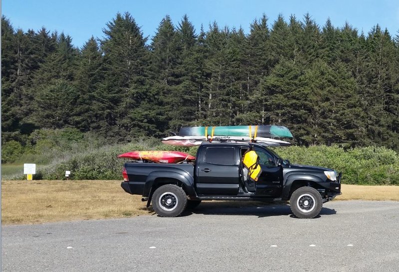 kayak tacoma.jpg