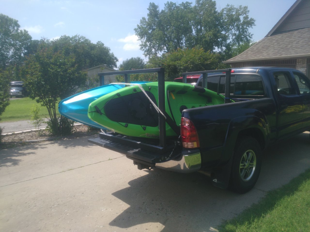 kayaks in tacoma.jpg