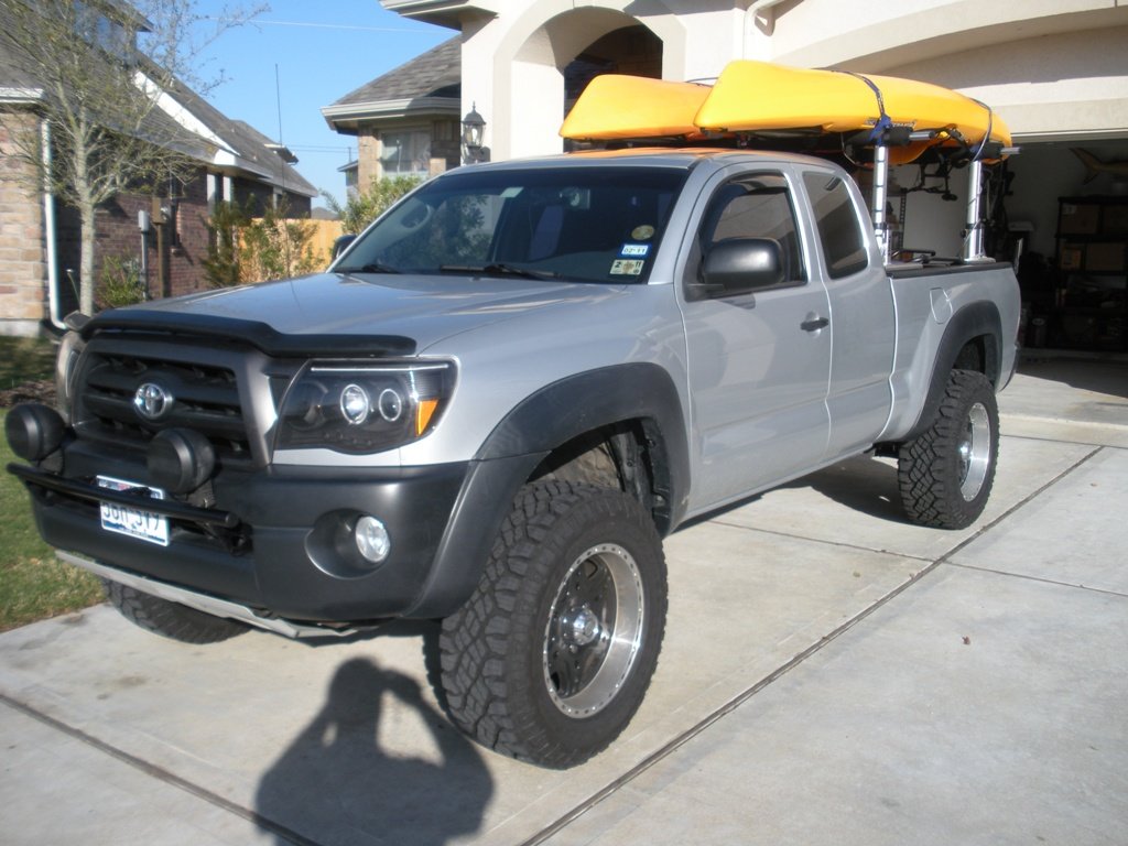 kayaks_02.jpg
