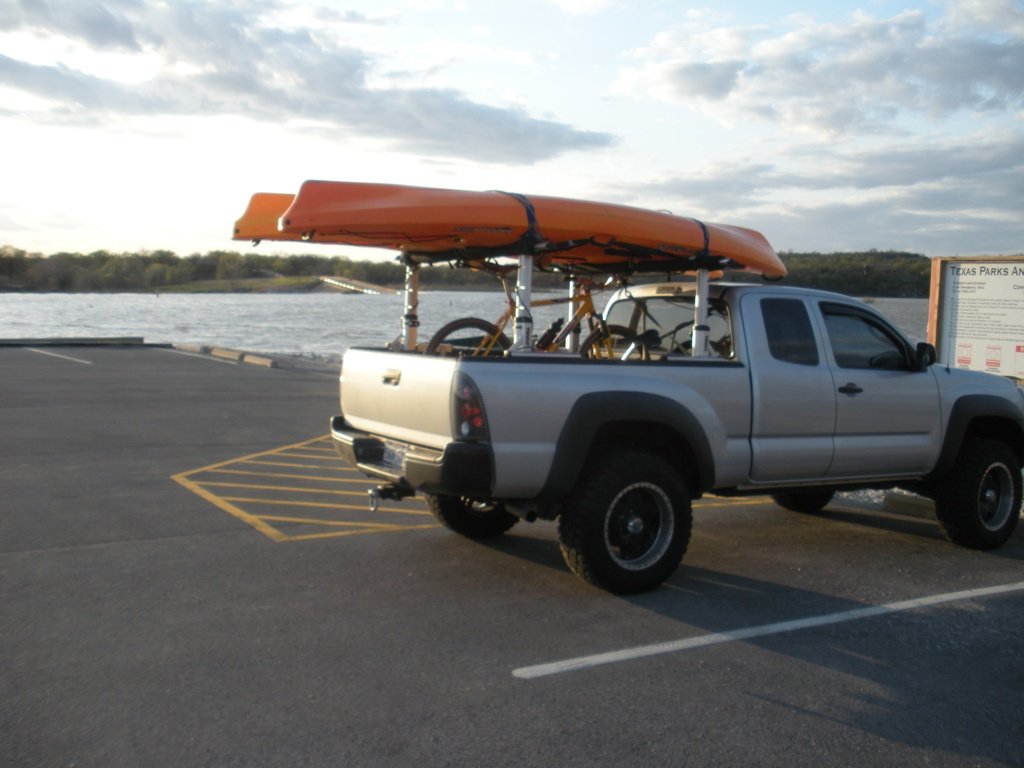 kayaks_09.jpg