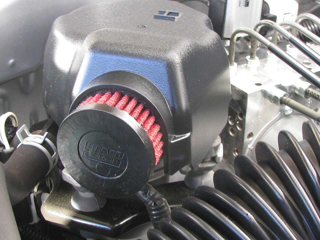 KC Hilites and light bar 003.jpg