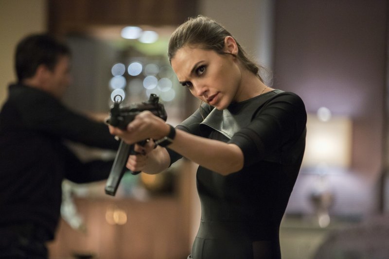 Keeping-Up-With-The-Joneses-Gal-Gadot.jpg