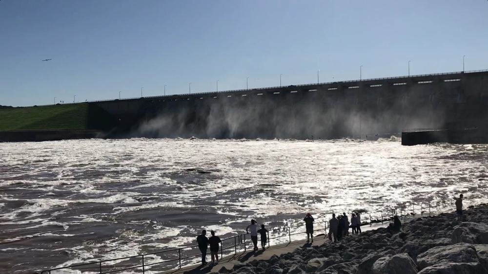 Keystone Dam002.jpg
