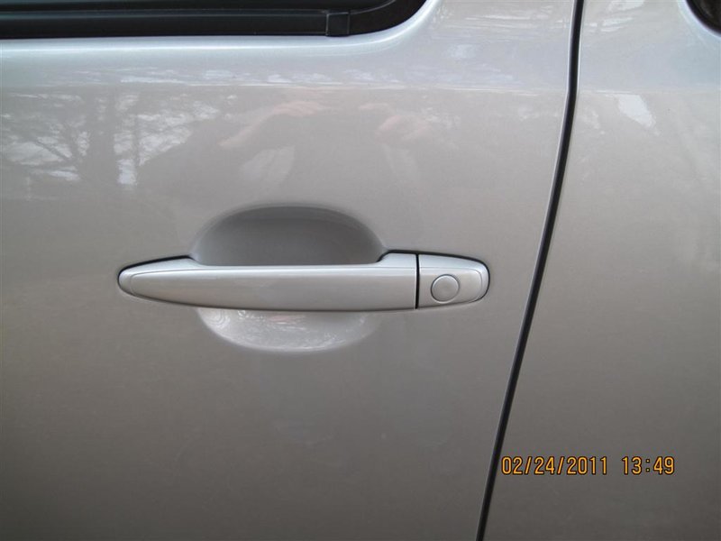 Keytechniques Driver's Door Keyhole Cover - IMG_0854 (Large).jpg