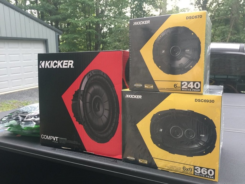 kicker1.jpg