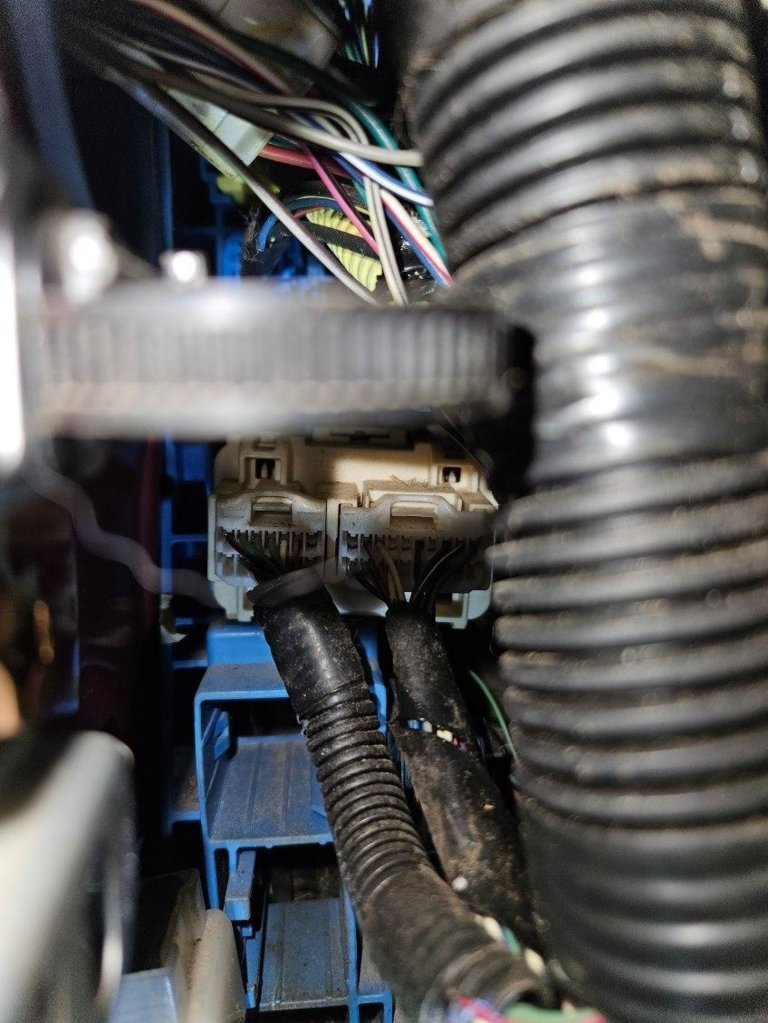 Kickplate Wiring 1.jpg