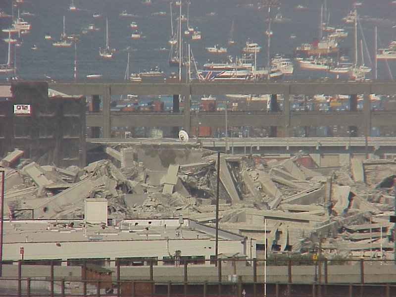 kingdomeimploson111.jpg