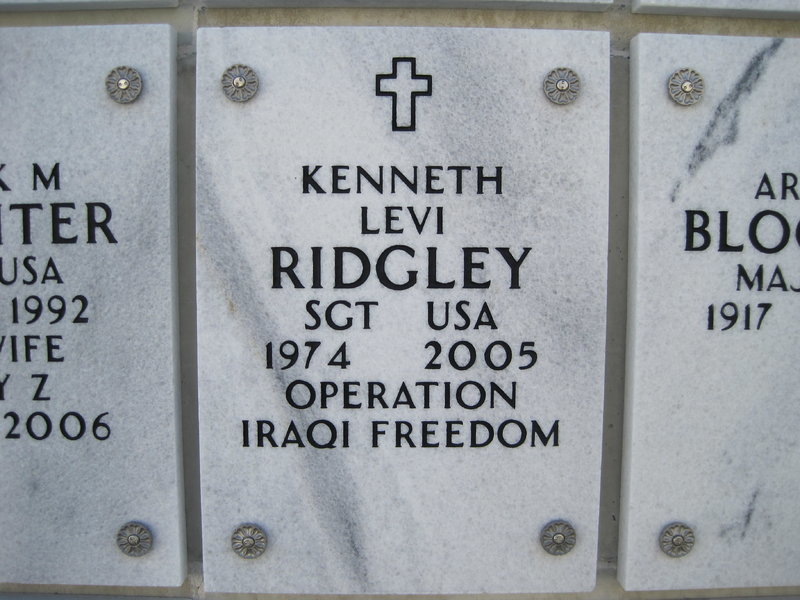 klridgley-gravesite-photo-by-eileen-horan-november-2010-001.jpg