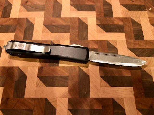 knife2.jpg
