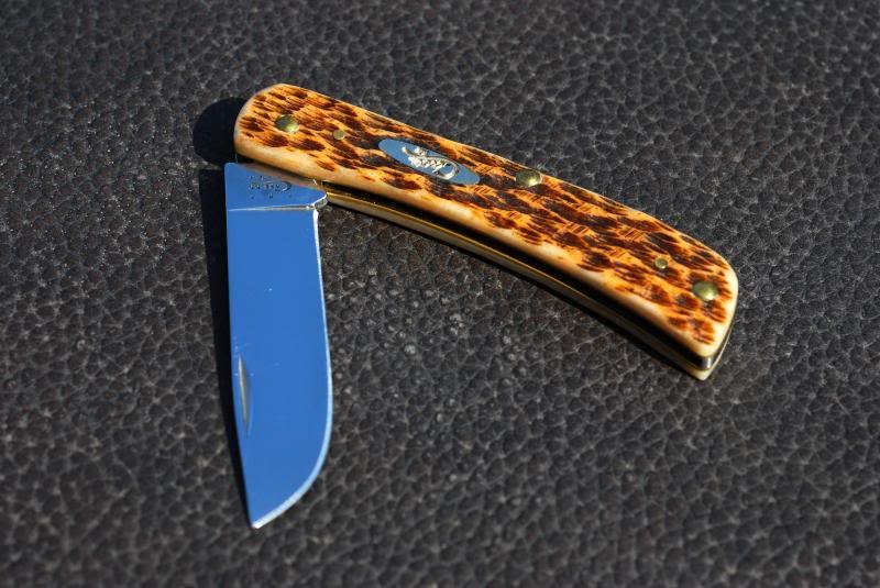 KnifeB1_zps4ea8c1fe_3aca9941a6db77f66e30f863df70392d45b35833.jpg