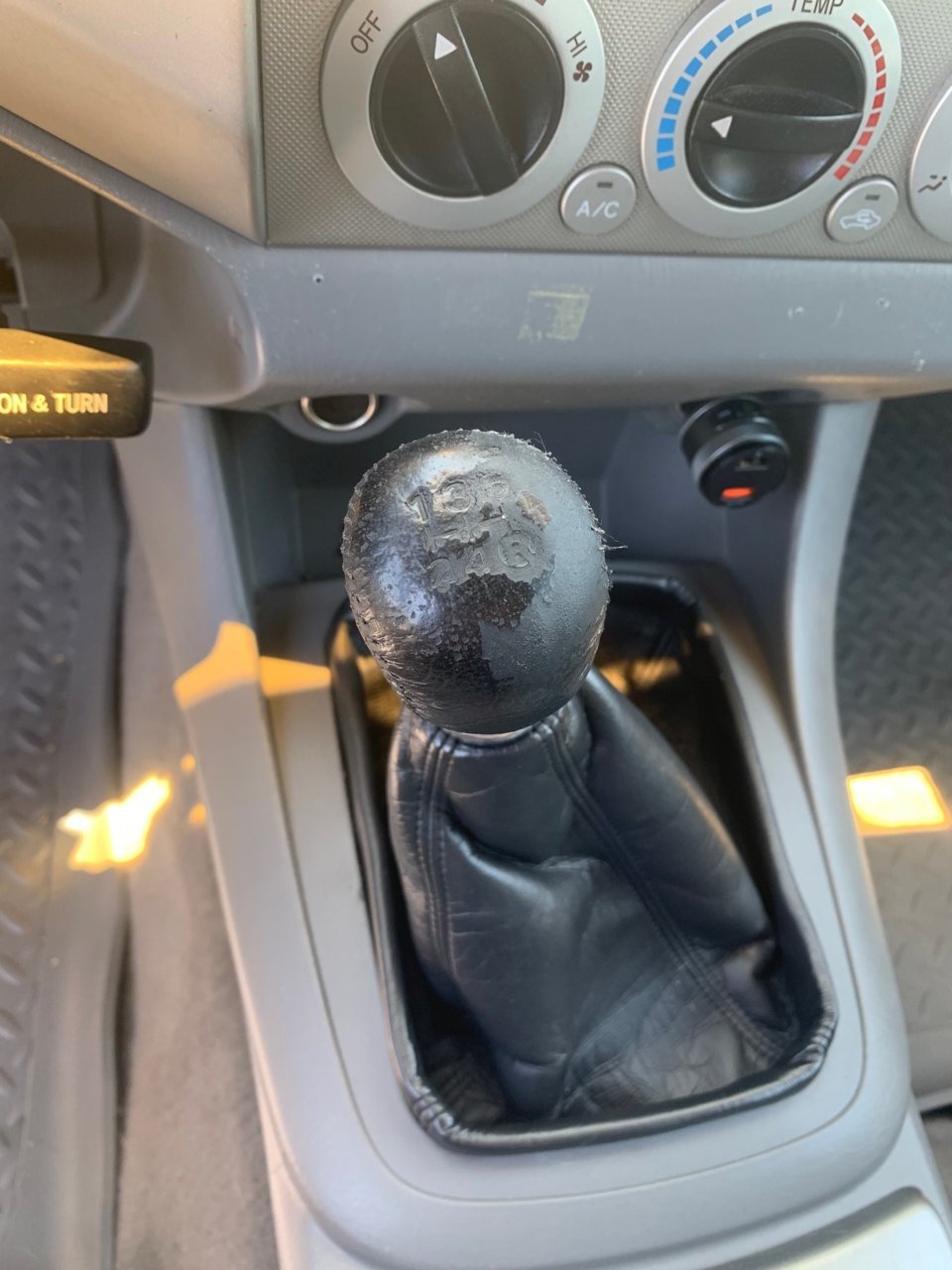 knob1.jpg