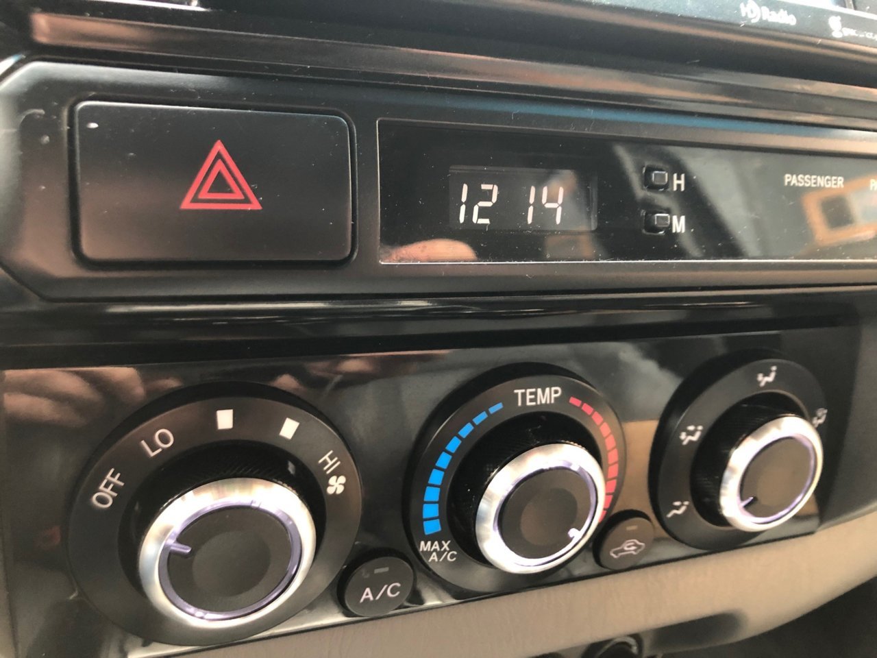 knobs1.jpg