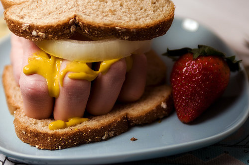 Knuckle+Sandwich_7f53b9a30bcec069a65b18eee47eb01da6bc5f9f.jpg