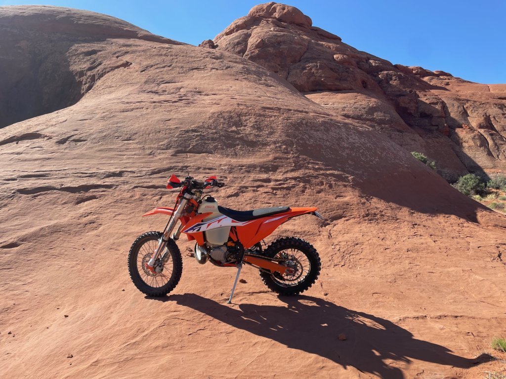 KTM 300.jpg