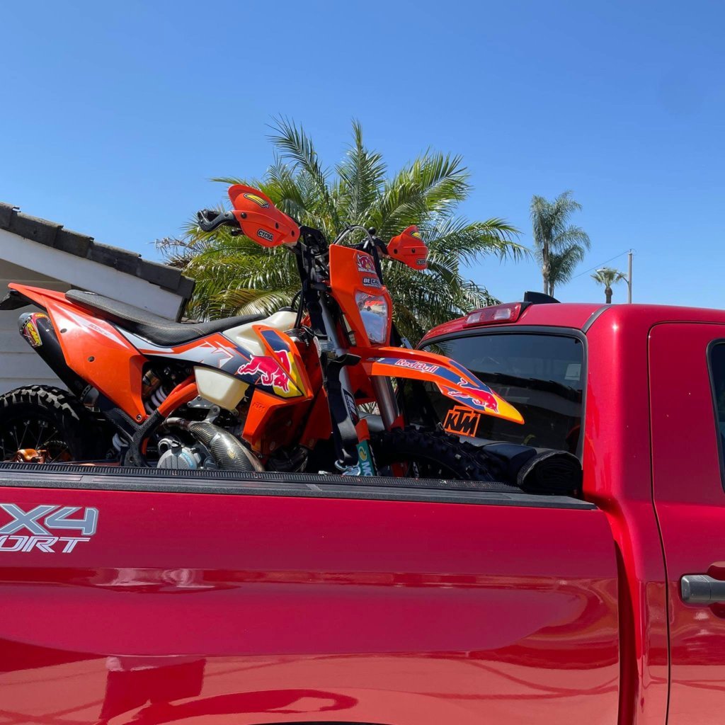 KTM 300.jpg