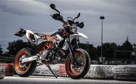 KTM_690_SMC_R-1_2889089c.jpg