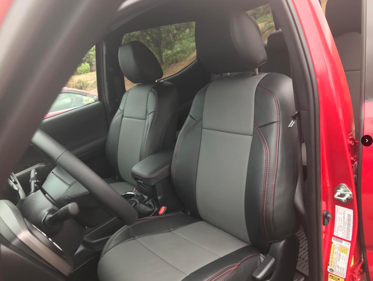 L-2120 KGR Black body, Dark gray insert, RED stitch.jpg