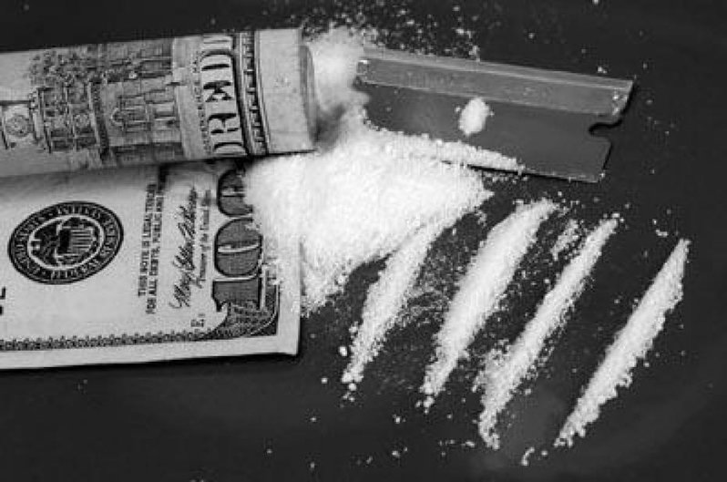 l-iphone-fait-il-l-apologie-du-rail-de-coke-image-239309-article-ajust_930.jpg