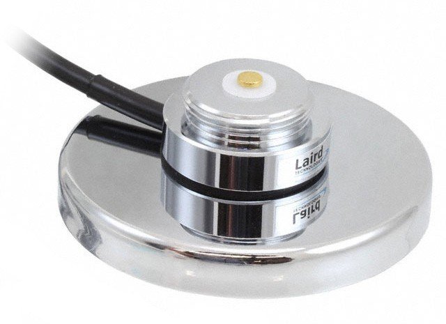 Laird_NMO_magnetic_mount.jpg