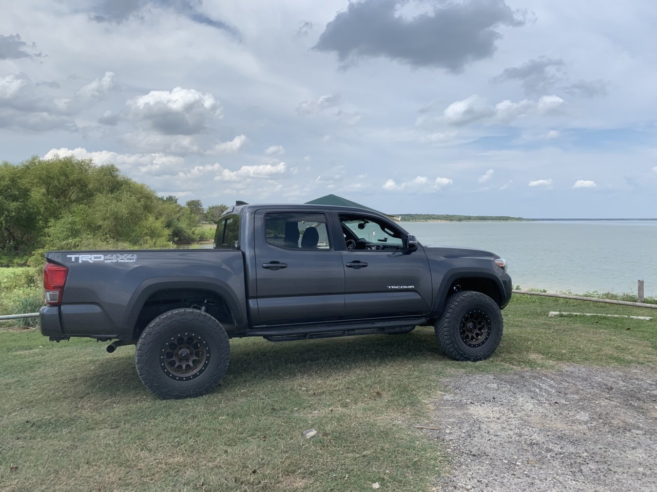 lake.jpg