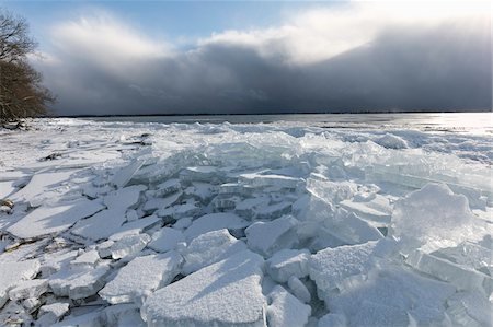 lake on winter.jpg