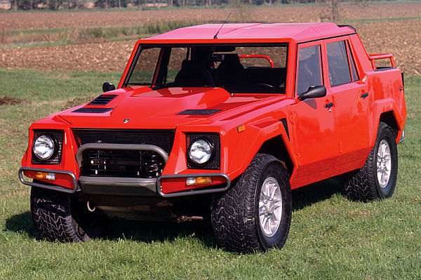 Lamborghini-LM002_opt_opt.jpg