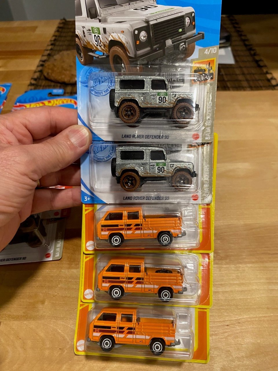 land rover defender.jpg