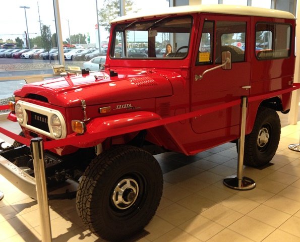 LandCruiser.jpg