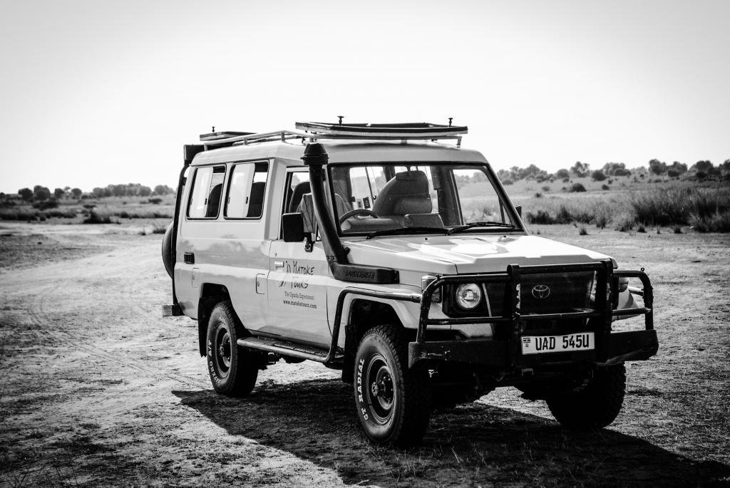 landcruiserbw_zps592dfa78_2961822fcfde7058cd0adf465cb735566de472d3.jpg
