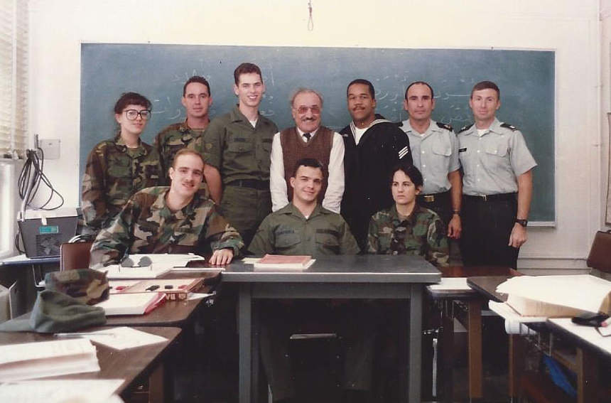 Language School Class 1987.jpg