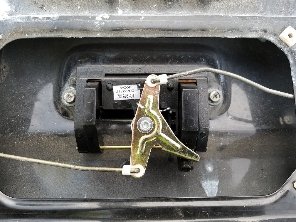 latch new installed.jpg