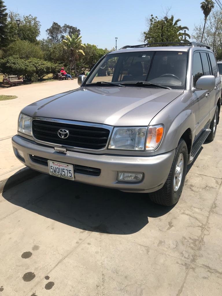 LC1 3q front.jpg