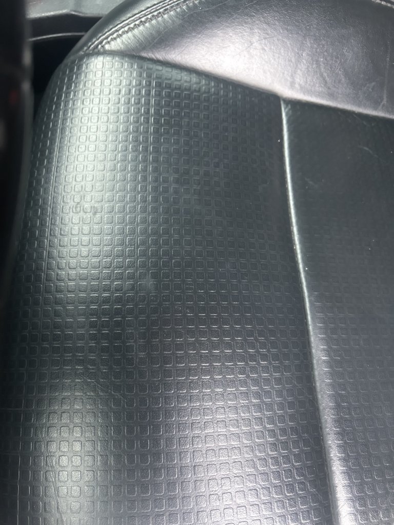 leather seats.jpg